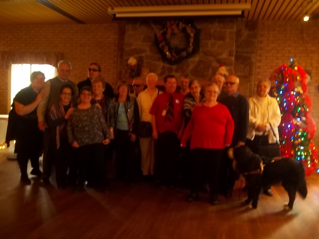 Groupe qui a participé au dîner de Noël qui a eu lieu le 11 décembre 2016 au Chalet du ruisseau situé à Mirabel.