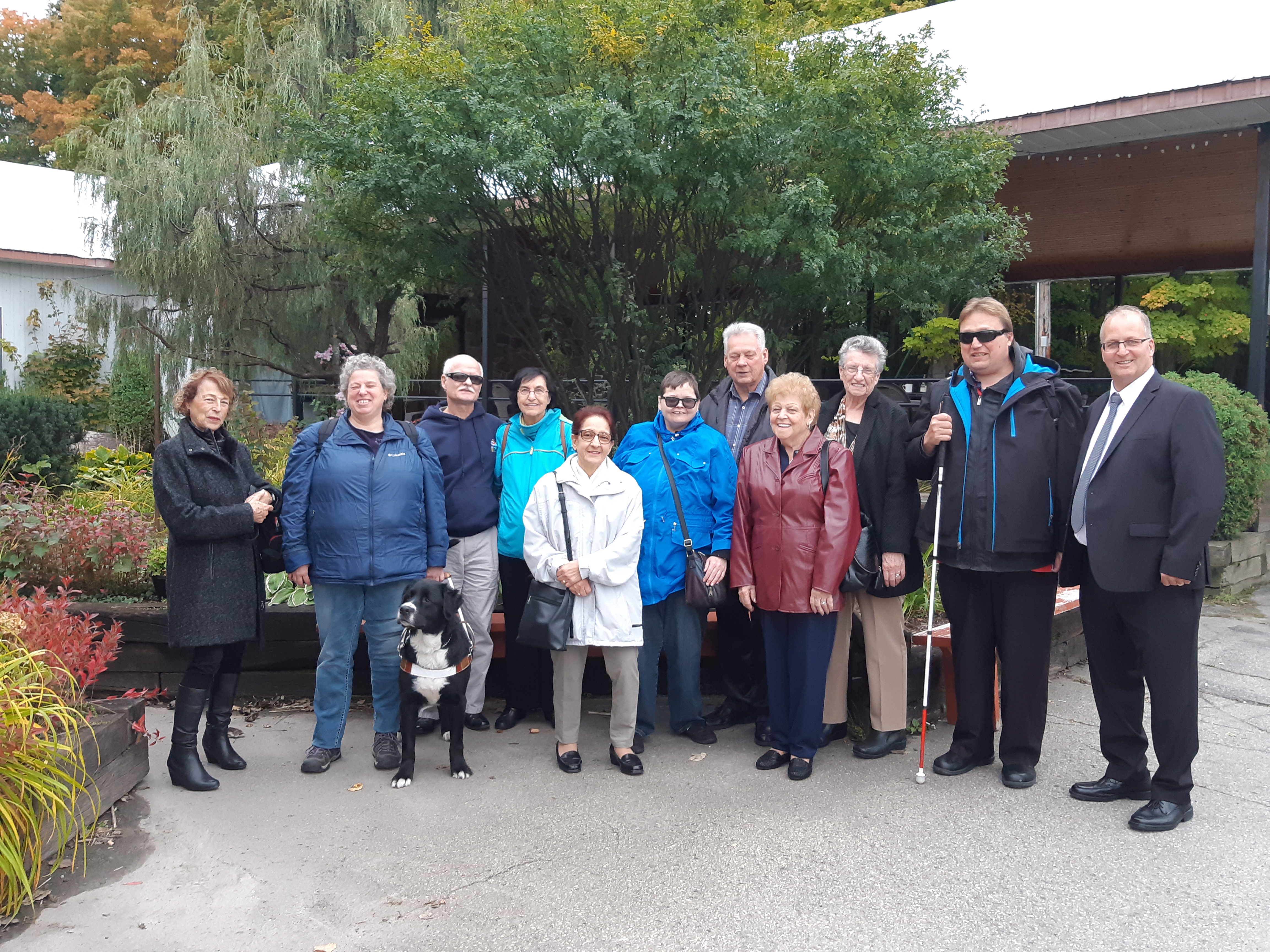 Groupe qui a participé à un souper suivi d'une soirée dansante qui a eu lieu le 6 octobre 2018 au Chalet du ruisseau situé à Mirabel.