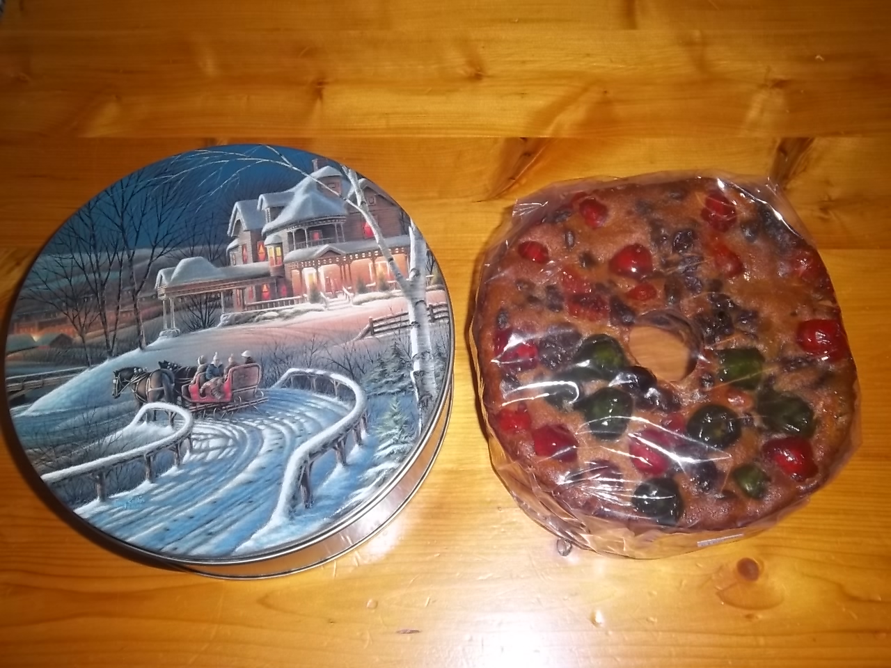 Un gâteau aux fruits.